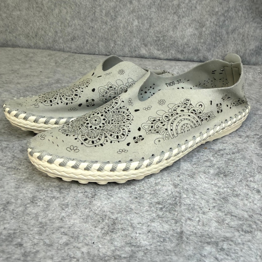 Bernie Mev TW09 Grey Laser Cut Mandala Floral Slip On Loafers Flats Womens 37